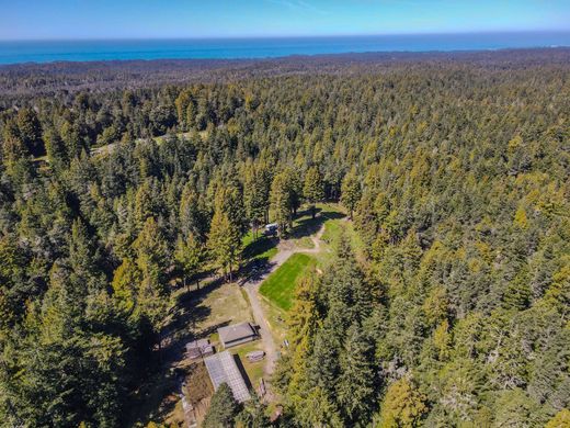 Land in Fort Bragg, Mendocino County