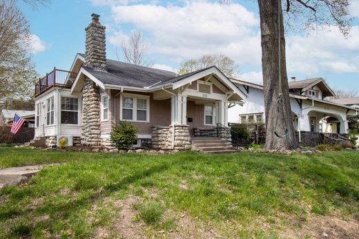Casa Unifamiliare a Kansas City, Jackson County
