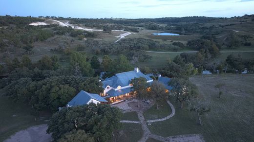 Casa de campo en Center Point, Kerr County