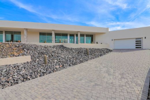 Detached House in Cave Creek, Maricopa County