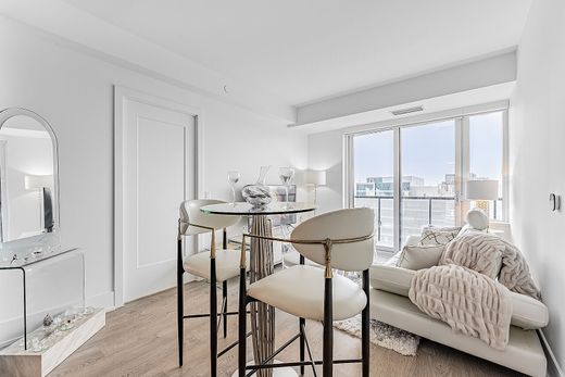 아파트 / Toronto, Ontario