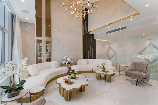 Maison de luxe à Dubai Festival City, Dubaï