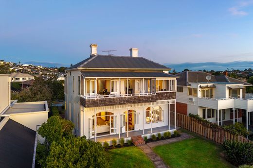 Вилла, Окленд