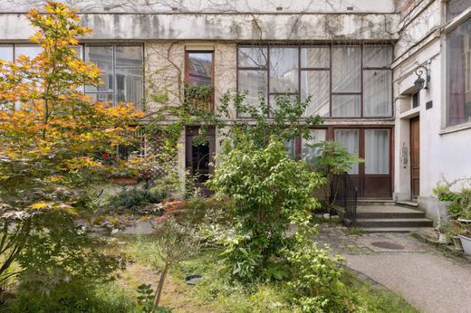 Apartment / Etagenwohnung in Motte-Picquet, Commerce, Necker, Paris