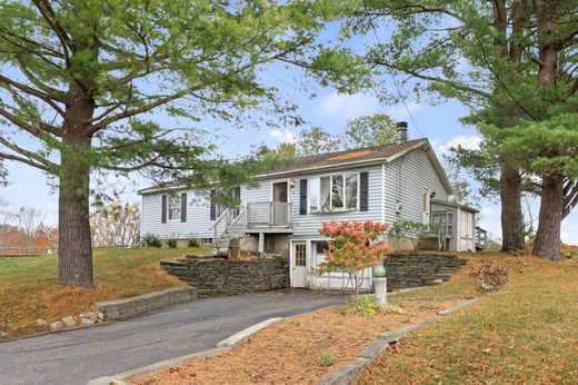 Pittsfield, Berkshire Countyの一戸建て住宅