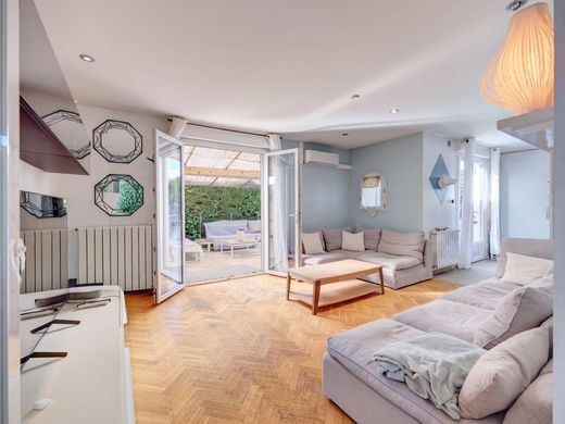 Villa in Le Cannet, Alpes-Maritimes
