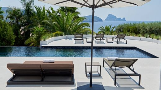 Casa Unifamiliare a Cala Tarida, Isole Baleari