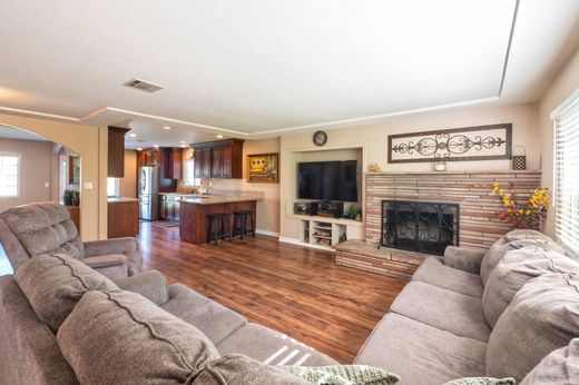 Dom jednorodzinny w Riverside, Riverside County