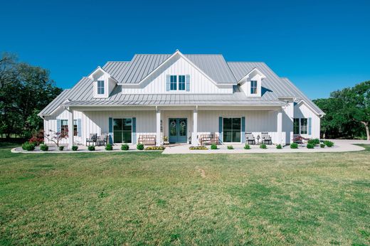 Detached House in Aubrey, Denton County