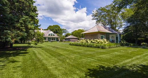 Detached House in Southampton, Suffolk County