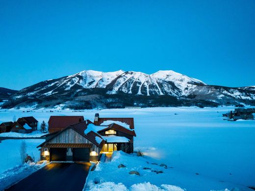 Luxury home in Crested Butte, Gunnison County