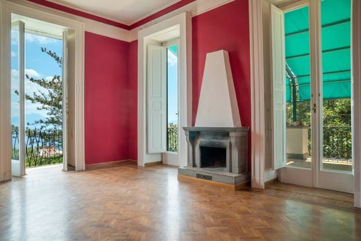 아파트 / 나폴리, Napoli