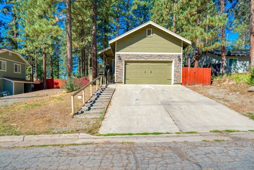 Частный Дом, Portola, Plumas County
