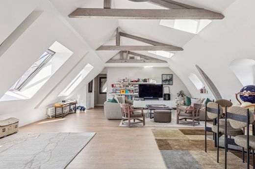 Apartment in Monceau, Courcelles, Ternes, Paris