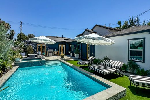 Detached House in Sherman Oaks, Los Angeles County