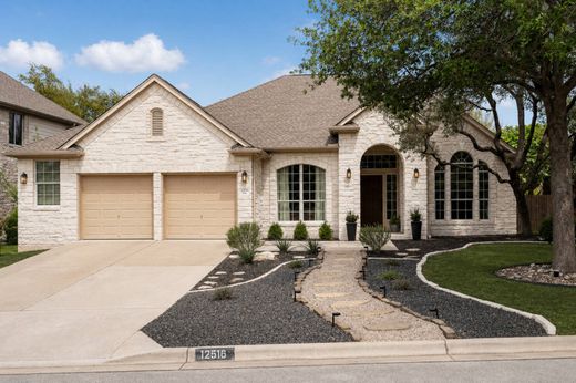 Detached House in Austin, Travis County