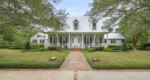 Folsom, Saint Tammany Parishの一戸建て住宅