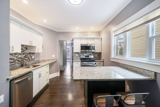 Luxury home in Cambridge, Middlesex County