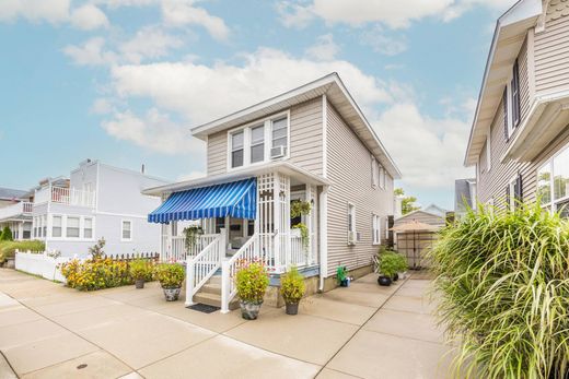 Duplex in Ventnor City, Atlantic County