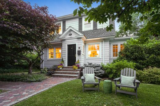 Detached House in Montclair, Essex County
