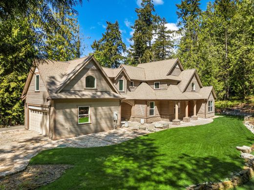 Detached House in Bainbridge Island, Kitsap County