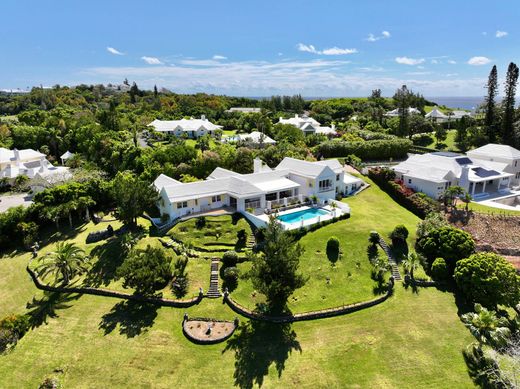 Vrijstaand huis in Tucker’s Town, Saint George’s Parish