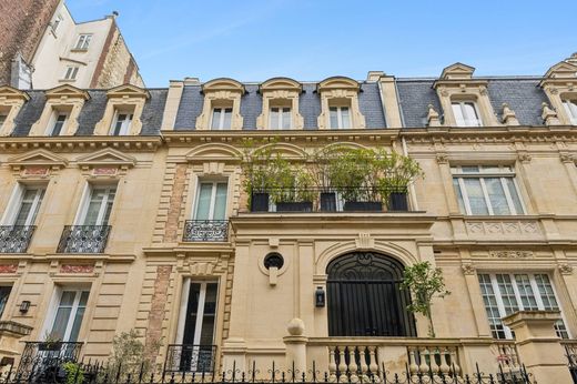 Detached House in La Muette, Auteuil, Porte Dauphine, Paris