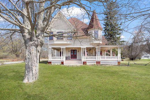 Detached House in Portsmouth, Newport County