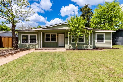 Detached House in Dallas, Dallas County