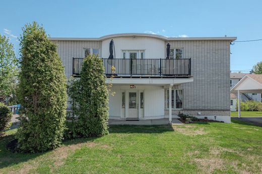 Casa di lusso a Sorel-Tracy, Montérégie
