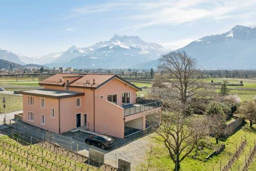 Detached House in Yvorne, Aigle District