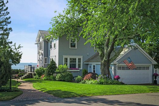 Detached House in Marblehead, Essex County