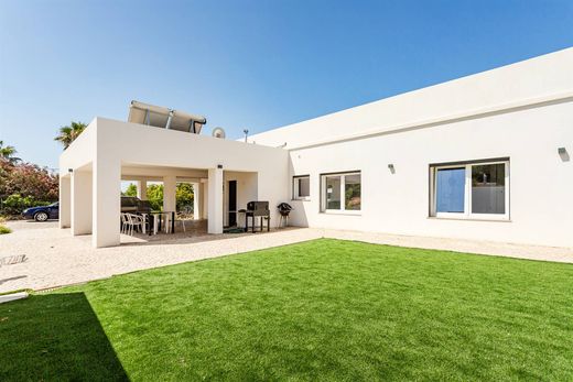 Faro, Distrito de Faroの一戸建て住宅