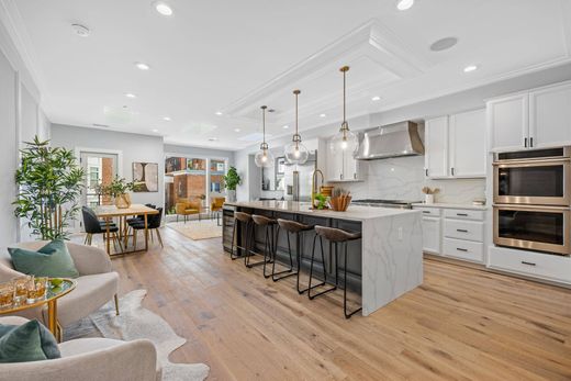 Apartment / Etagenwohnung in Washington, Washington County