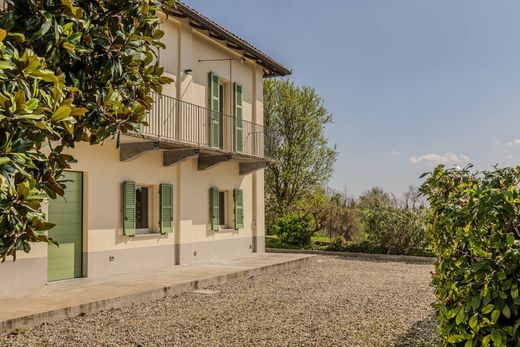 Villa in Moncalvo, Provincia di Asti