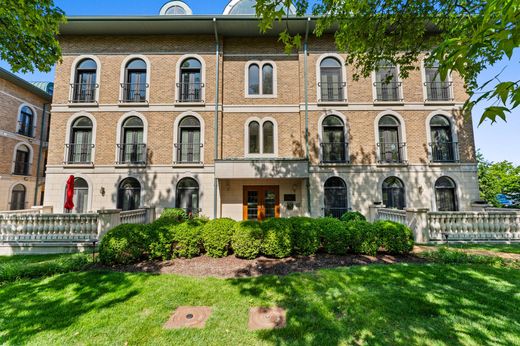 Apartment in Clayton, Saint Louis County
