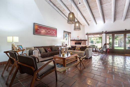 Detached House for sale in Colina
