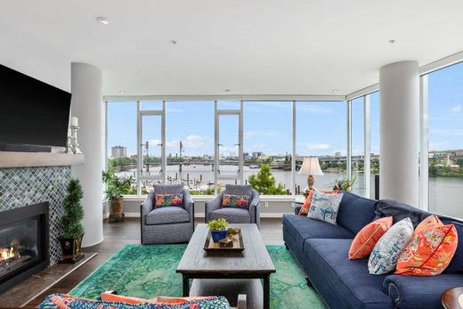 Apartment in Portland, Multnomah County