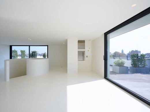 Apartment in Etterbeek, Brussels Capital Region