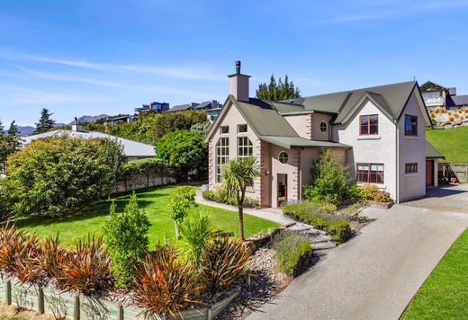 Luxury home in Wanaka, Queenstown-Lakes District