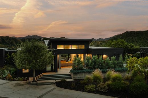 Dom jednorodzinny w Agoura Hills, Los Angeles County