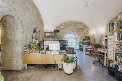 Dom jednorodzinny w Jerozolima, Jerusalem