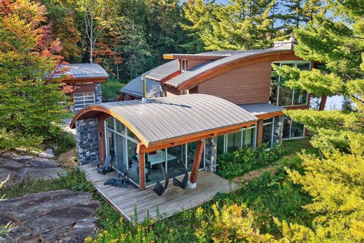 Casa Independente - Huntsville, Ontario