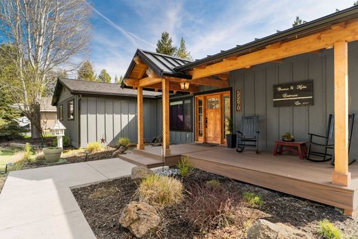 Luxury home in Bend, Deschutes County