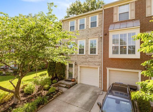 Luxury home in Alexandria, City of Alexandria