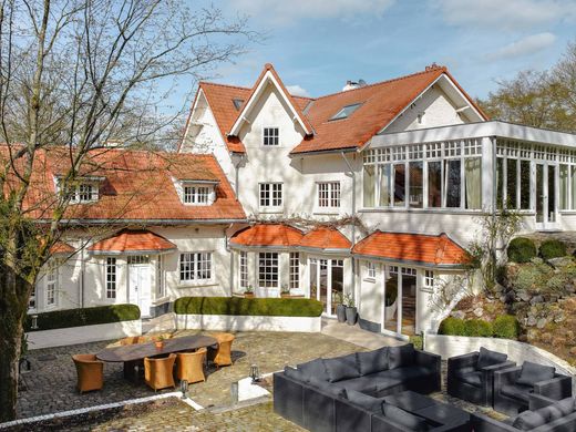 Einfamilienhaus in Lasne, Provinz Wallonisch-Brabant