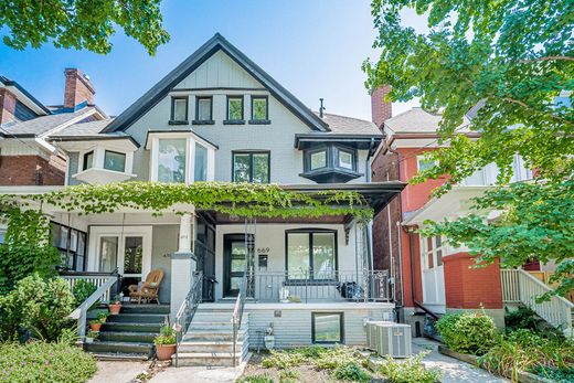 Townhouse in Toronto, Ontario