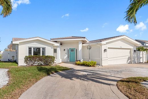 Detached House in Treasure Island, Pinellas County