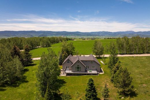Luxury home in Star Valley Ranch, Lincoln County