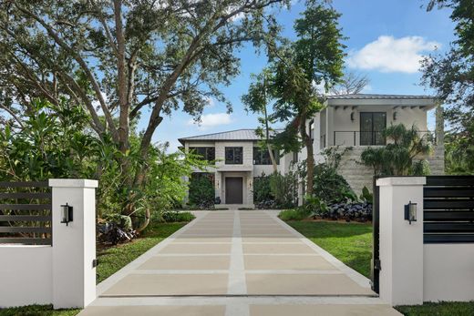 Einfamilienhaus in Pinecrest, Miami-Dade County